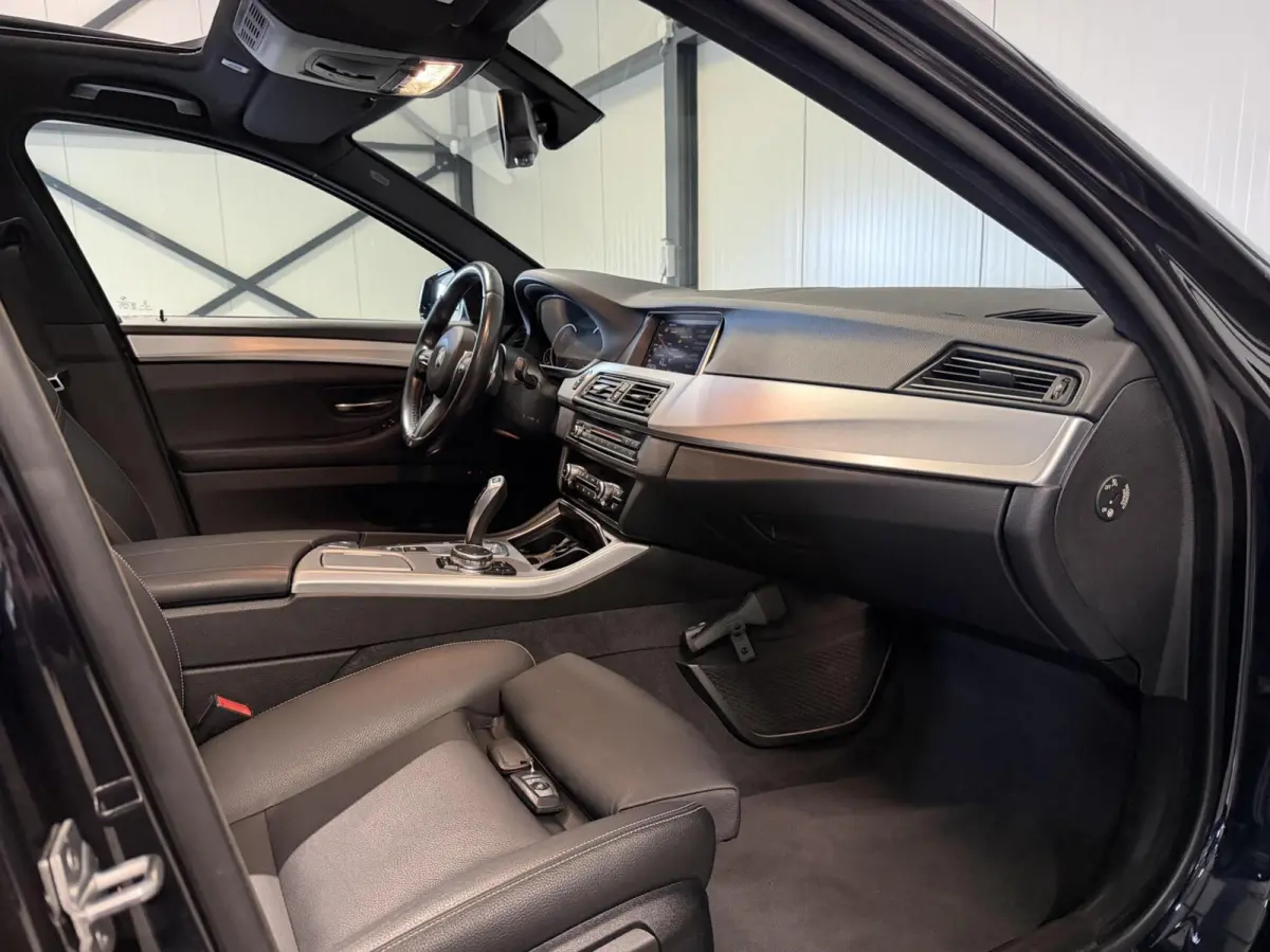 520i M-Sport High Executive Pano Memory NL-AUTO