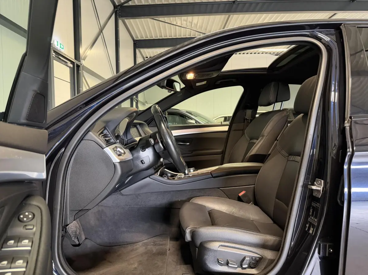 520i M-Sport High Executive Pano Memory NL-AUTO