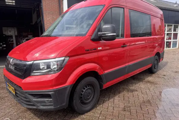 35 2.0 Crafter Standaard Hoog Dub cab 140 PK