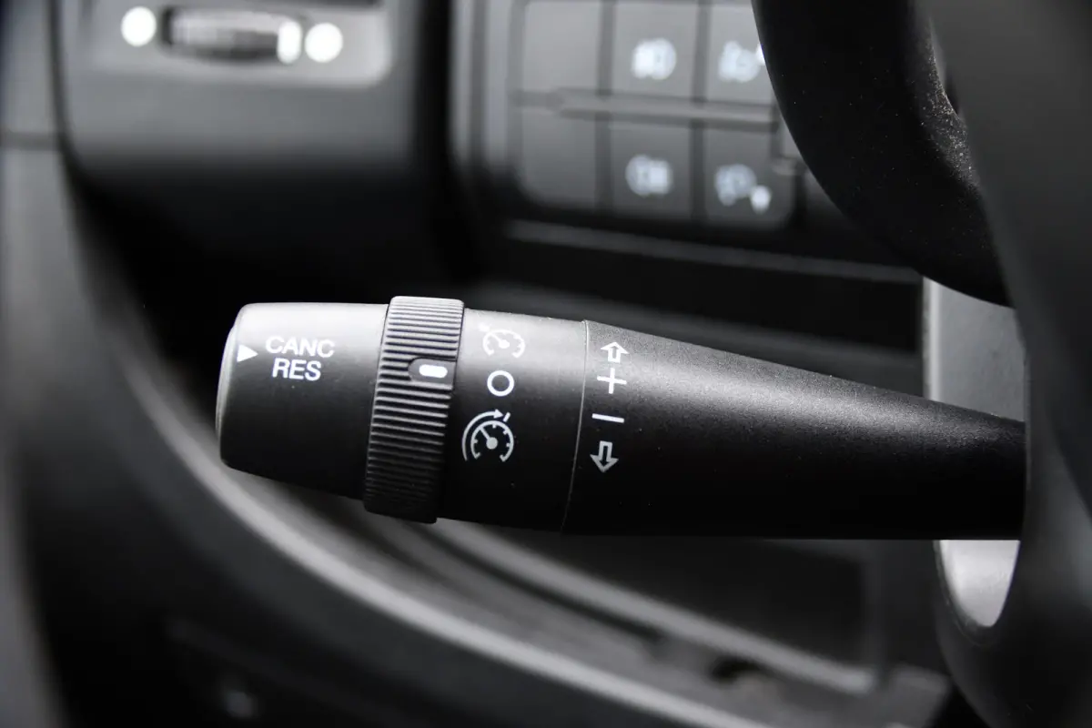 2.0 BlueHDI L1H1 Pro PB Edition Camera, Cruise, Multimedia, 130pk, Trekhaak, Airco, Radio, Uniek!