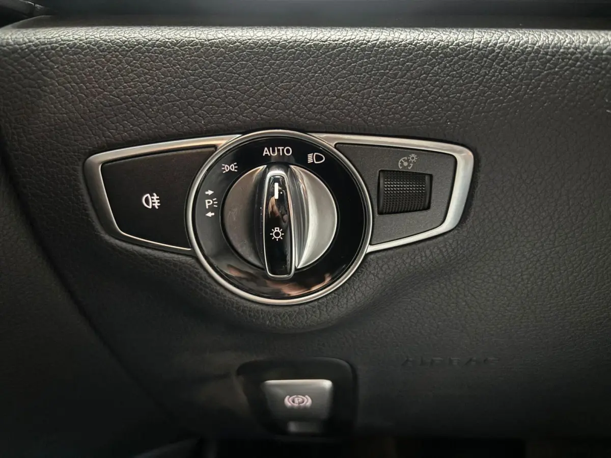 200 2017 stoelverwarming/airco/cruise