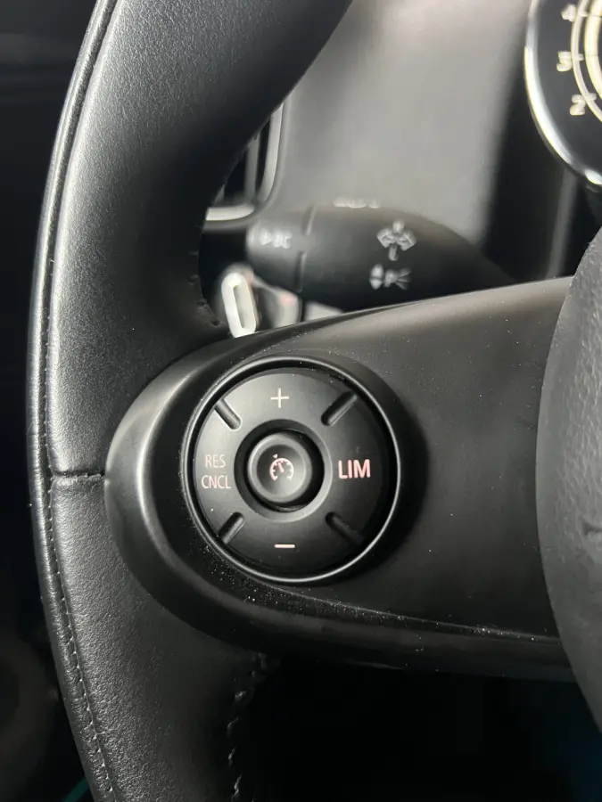Mini 1.5 Cooper ALL4 JCW Chili | NAVI | CARPLAY/ANDROID | CAMERA | CRUISE CONTROL | CLIMATE CONTROL | LMV 18'' | PDC | STOELVERWARMING | KEYLESS | LED | DAB | BLUETOOTH | ALL-SEASON BANDEN