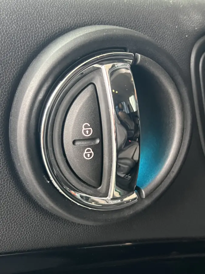 Mini 1.5 Cooper ALL4 JCW Chili | NAVI | CARPLAY/ANDROID | CAMERA | CRUISE CONTROL | CLIMATE CONTROL | LMV 18'' | PDC | STOELVERWARMING | KEYLESS | LED | DAB | BLUETOOTH | ALL-SEASON BANDEN