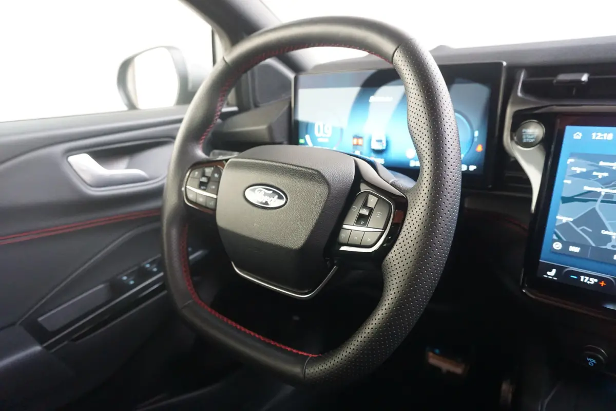 1.0 EcoBoost ST-Line X