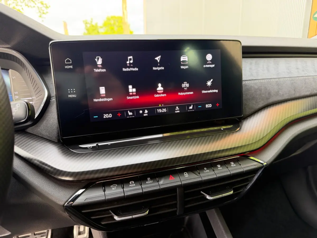1.4 TSI RS iV PHEV Business|TREKHAAK|ELEKTR. STOELEN|HEAD UP