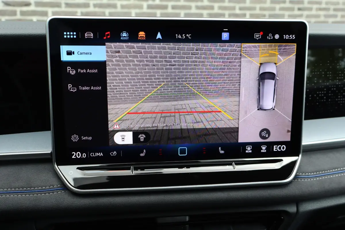 1.5 eHybrid 204pk R-Line Edition | SoH 100% | Panoramadak | Trekhaak | 360 camera