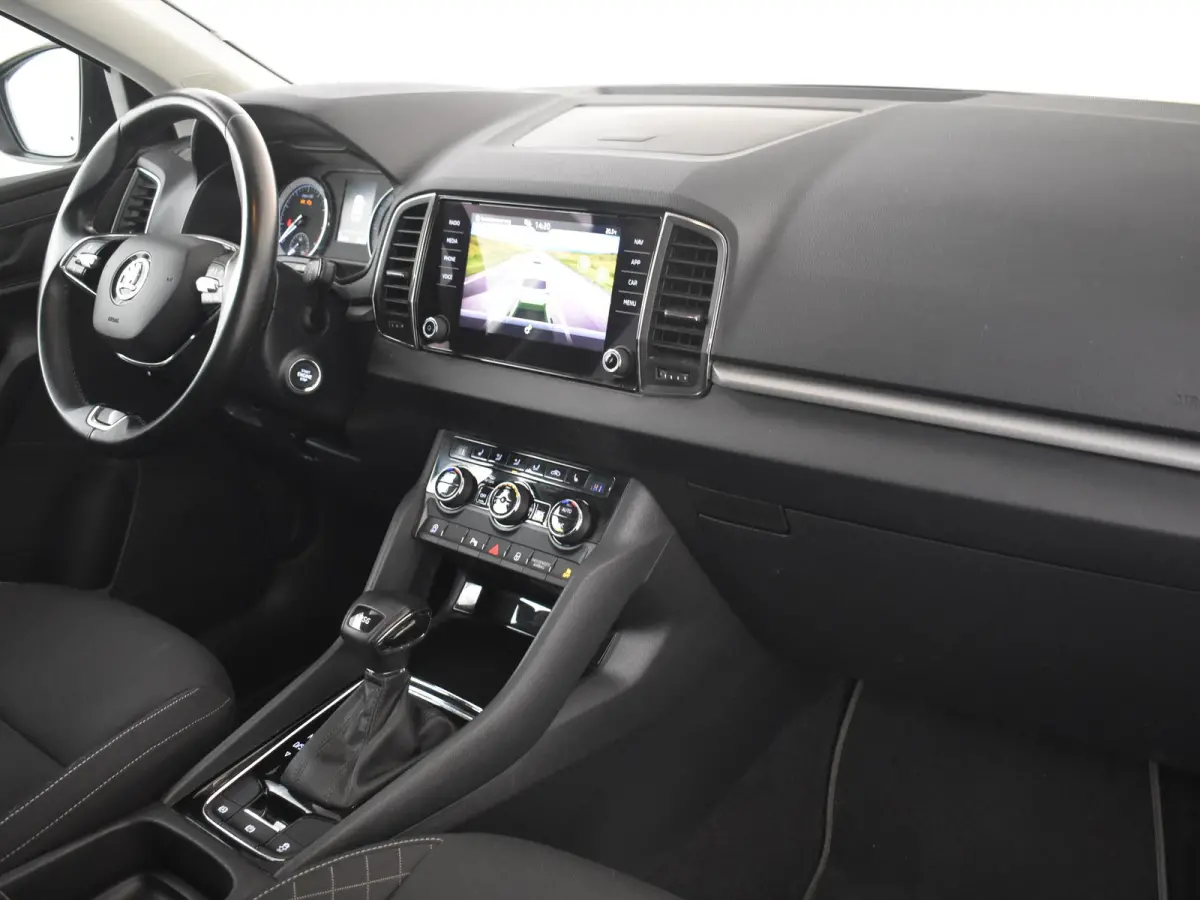 1.5 TSI ACT Business Edition 150 Pk DSG/AUTO | Trekhaak uitklapbaar | Apple carplay Android auto | Navigatie | Parkeersensoren voor/achter | Voorstoelen verwarmd | Cruise control adaptief | 