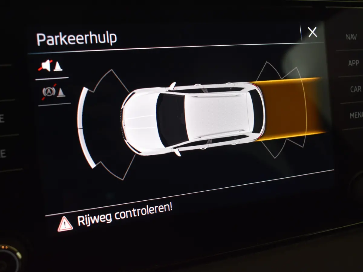1.5 TSI ACT Business Edition 150 Pk DSG/AUTO | Trekhaak uitklapbaar | Apple carplay Android auto | Navigatie | Parkeersensoren voor/achter | Voorstoelen verwarmd | Cruise control adaptief | 