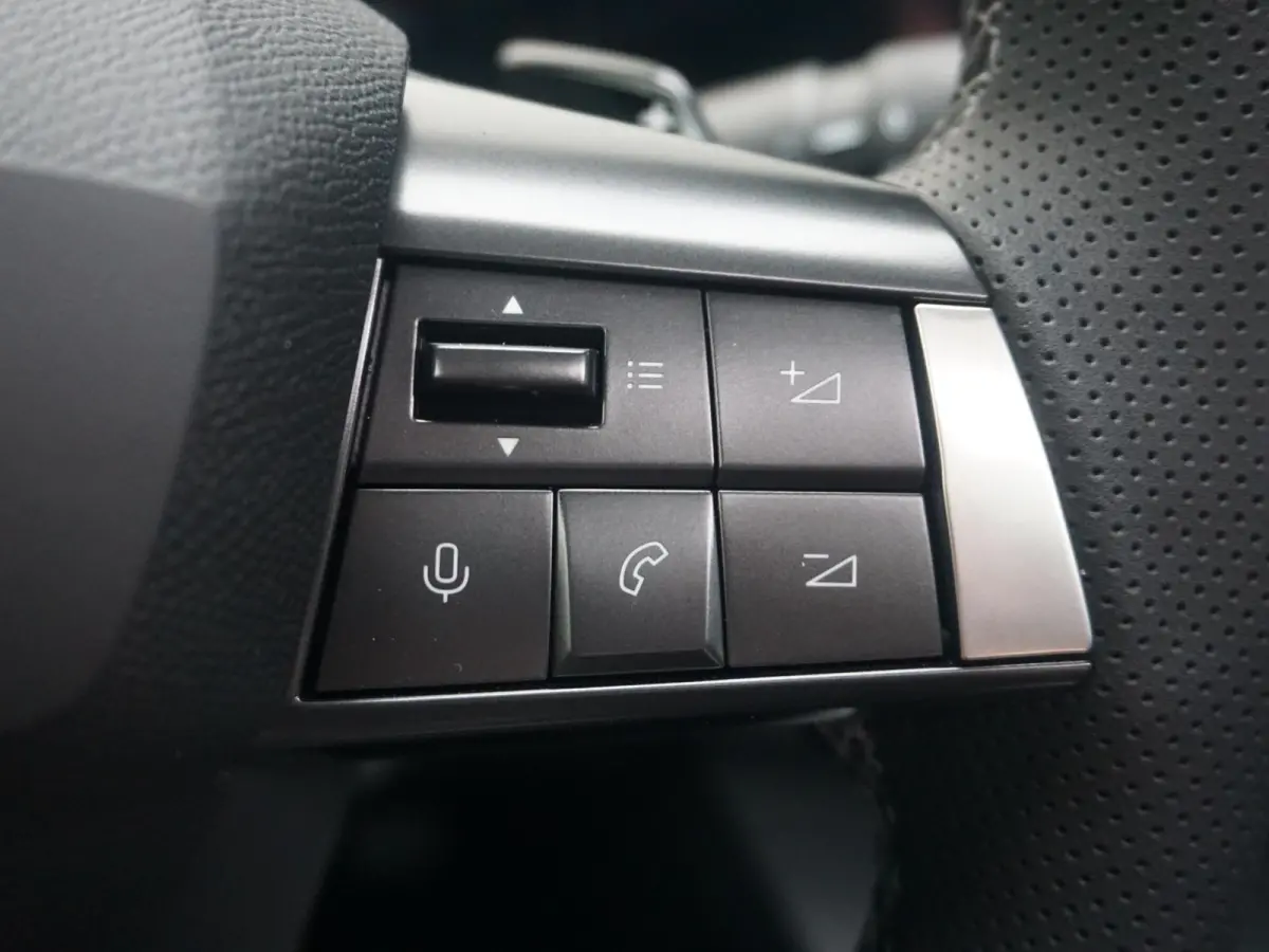 1.6 Turbo Plug In Hybrid Ultimate Leder Alcantara