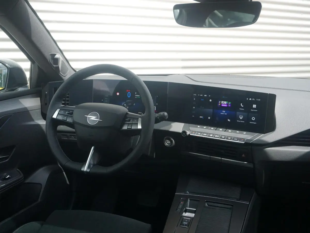 1.6 Turbo Plug In Hybrid Ultimate Leder Alcantara