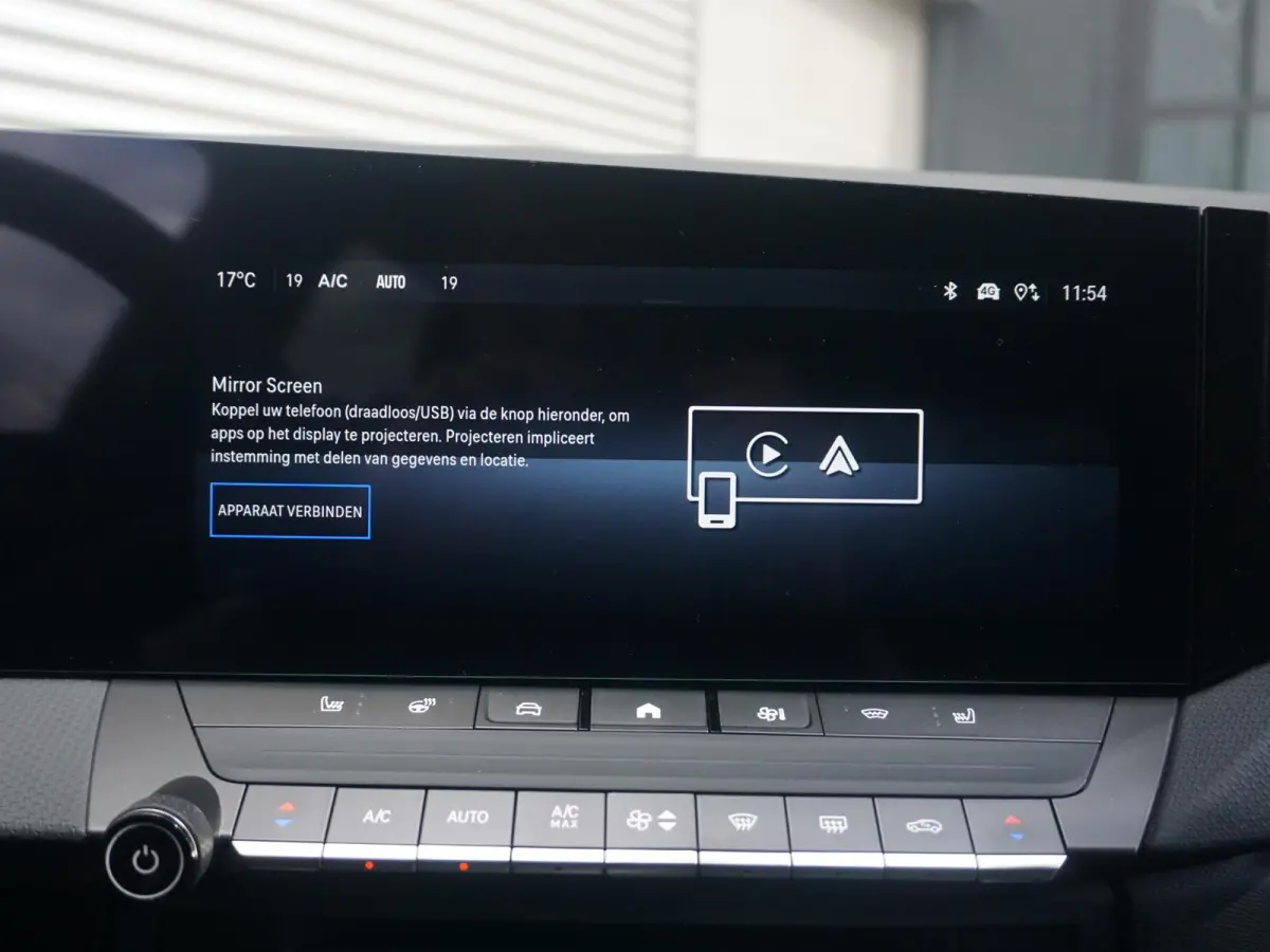 1.6 Turbo Plug In Hybrid Ultimate Leder Alcantara