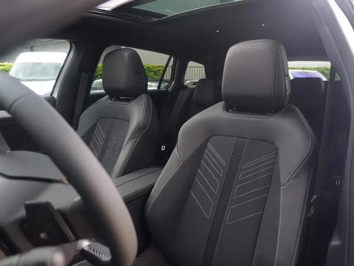 1.6 Turbo Plug In Hybrid Ultimate Leder Alcantara