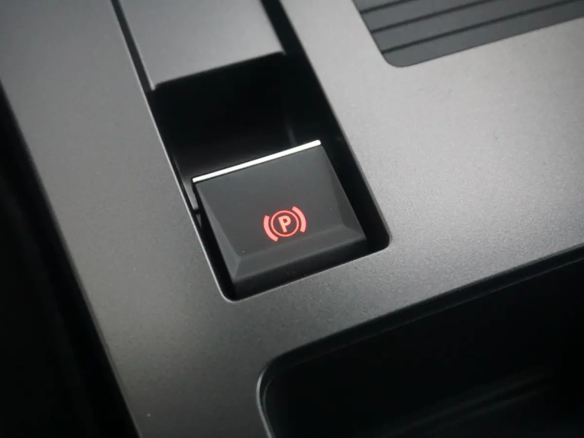 1.6 Turbo Plug In Hybrid Ultimate Leder Alcantara