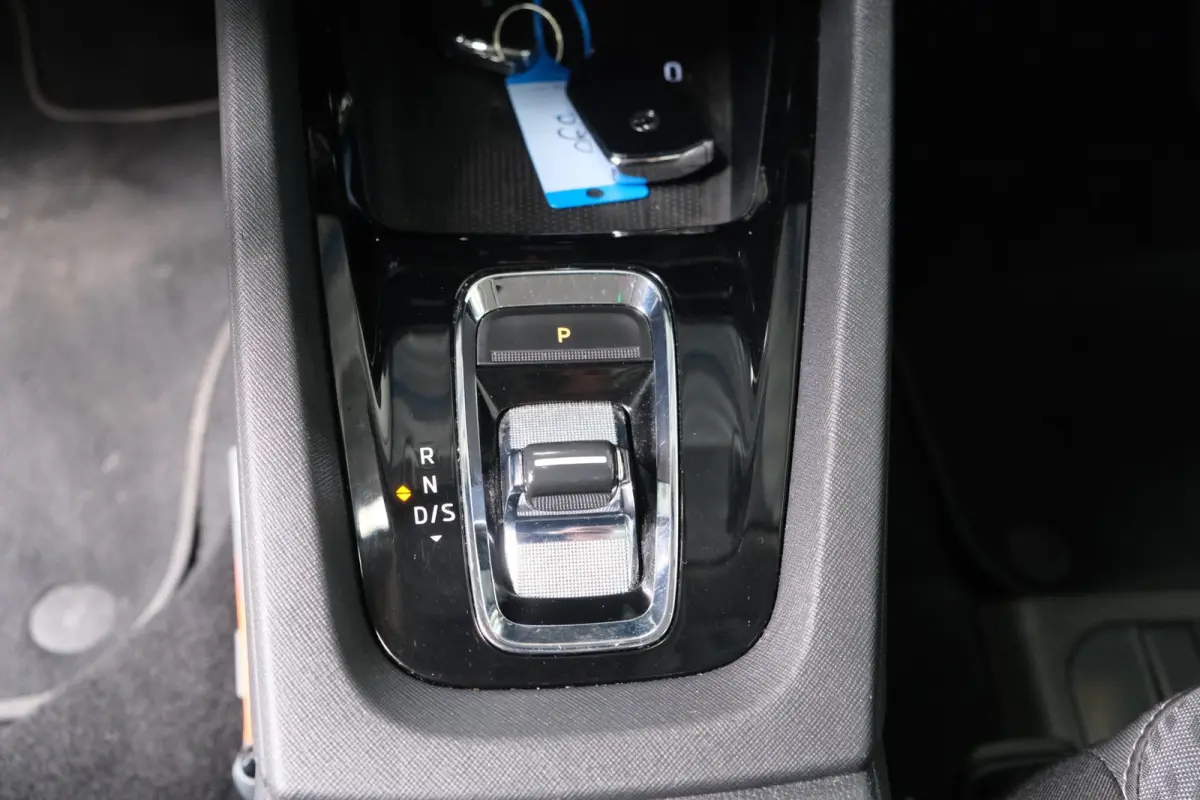 1.0 e-TSI Business Edition Plus - N.A.P. Panodak, Airco, Cruise, Navi, PDC, Trekhaak.