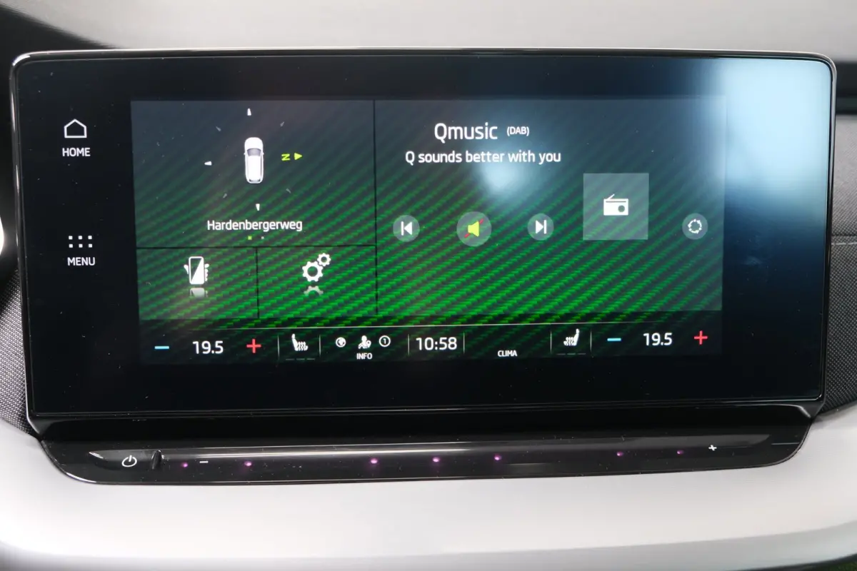 1.0 e-TSI Business Edition Plus - N.A.P. Panodak, Airco, Cruise, Navi, PDC, Trekhaak.