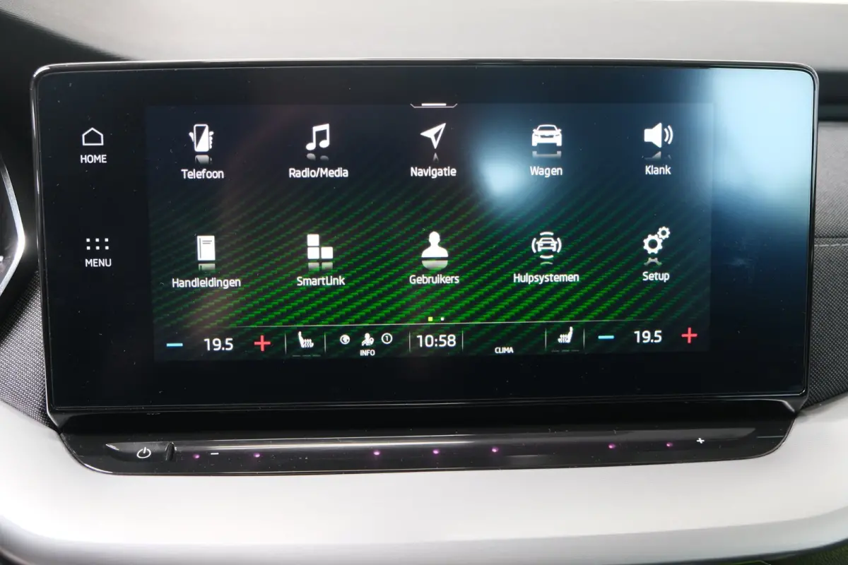 1.0 e-TSI Business Edition Plus - N.A.P. Panodak, Airco, Cruise, Navi, PDC, Trekhaak.