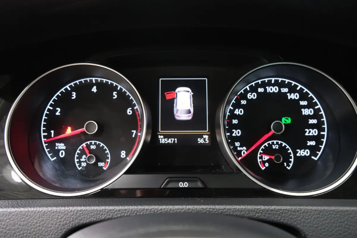 1.4 TSI Highline R-Line Automaat - Airco, Cruise, Navi, PDC, Carplay, Stoelverwarming.