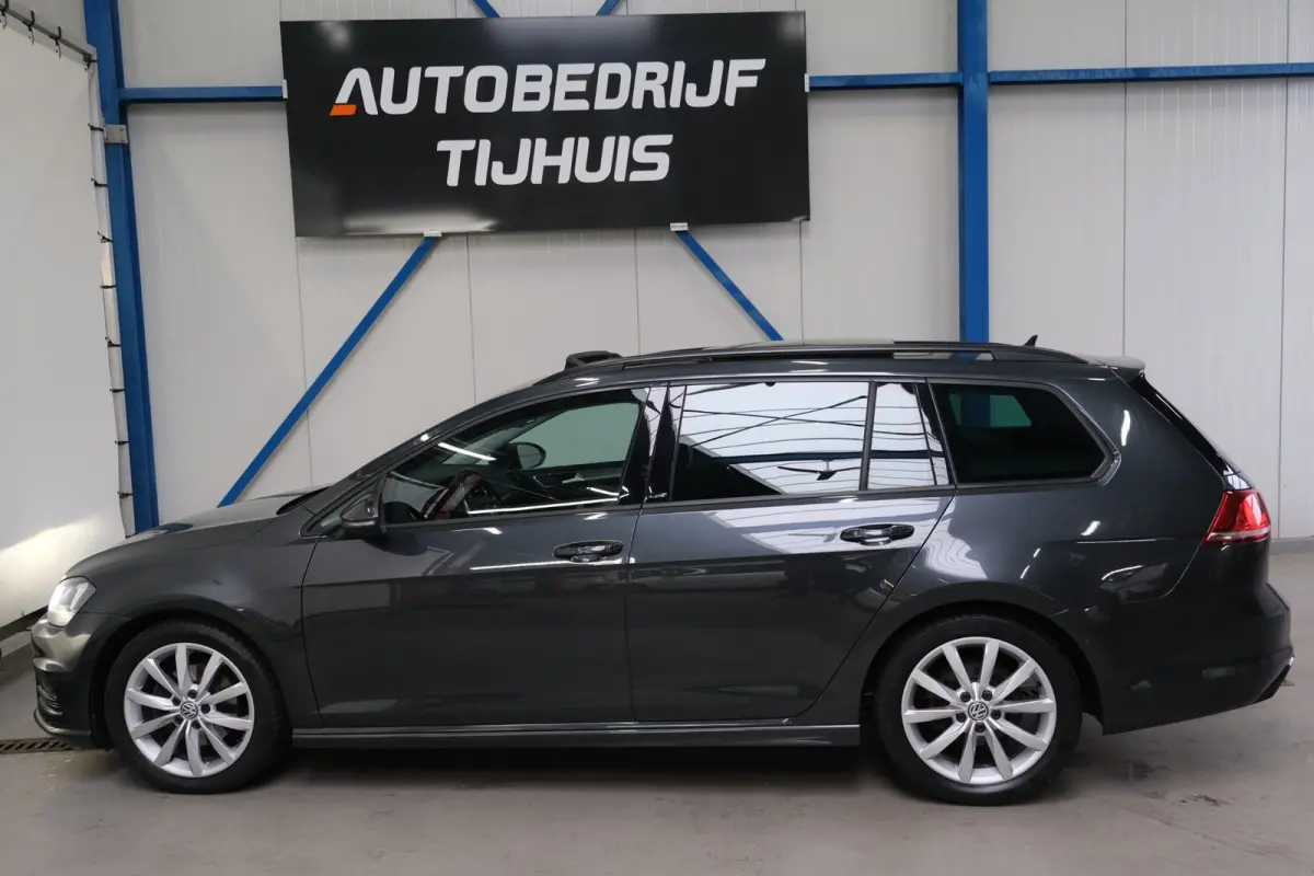 1.4 TSI Highline R-Line Automaat - Airco, Cruise, Navi, PDC, Carplay, Stoelverwarming.