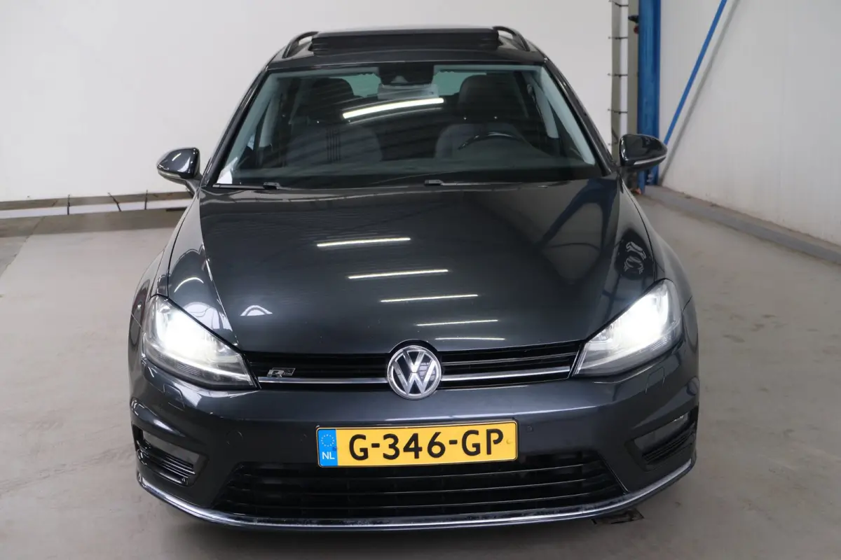 1.4 TSI Highline R-Line Automaat - Airco, Cruise, Navi, PDC, Carplay, Stoelverwarming.