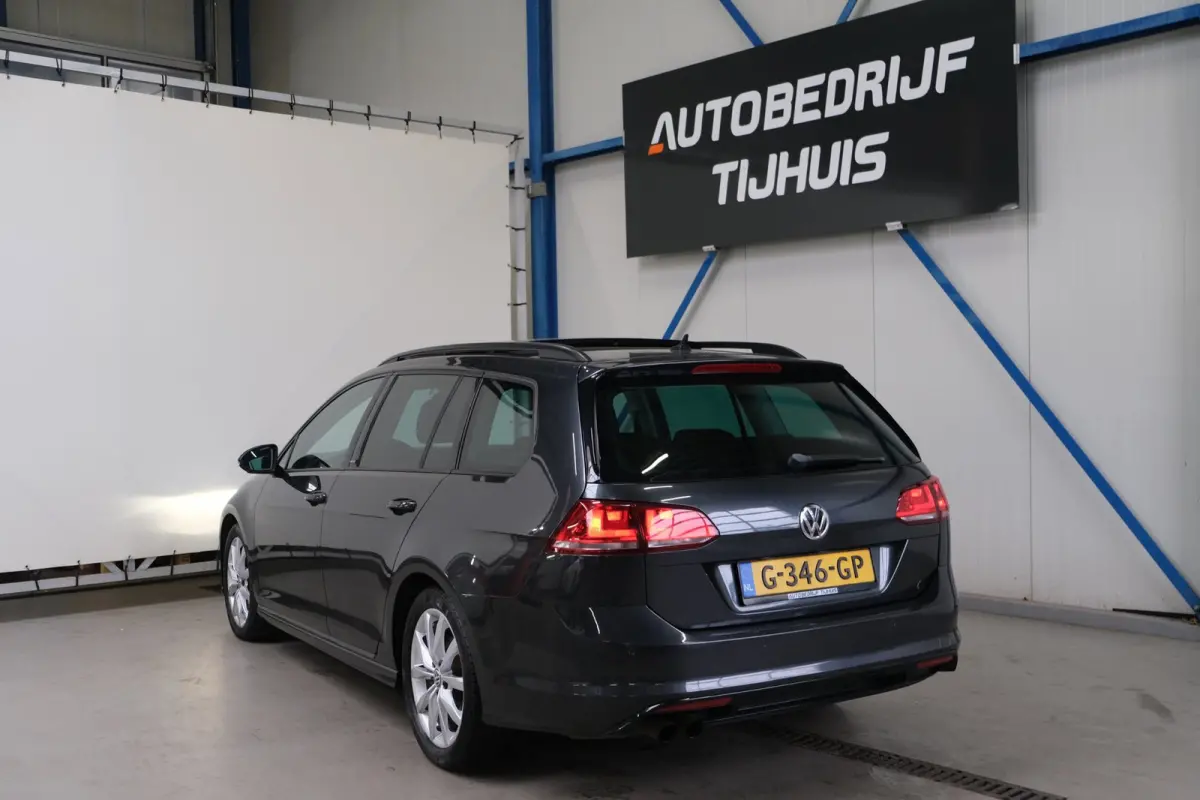 1.4 TSI Highline R-Line Automaat - Airco, Cruise, Navi, PDC, Carplay, Stoelverwarming.