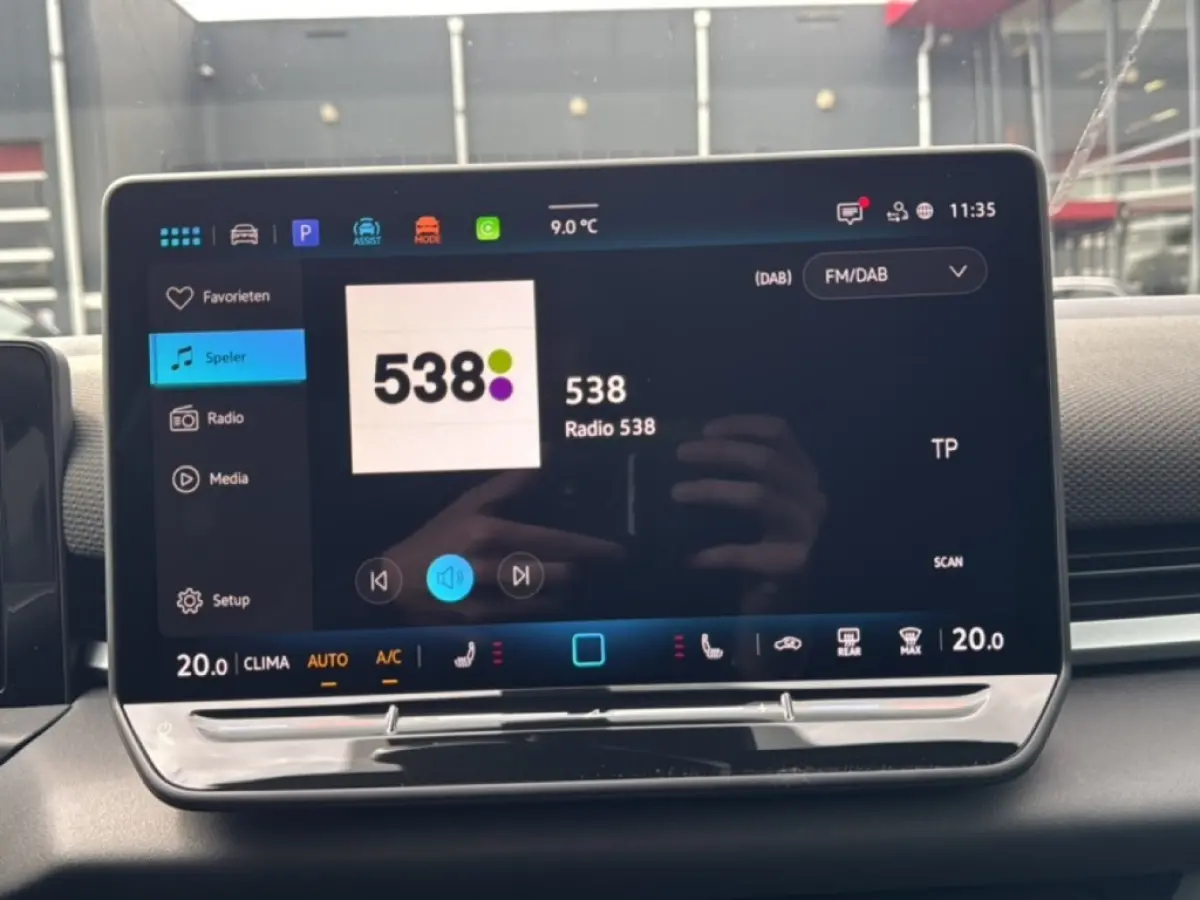 1.5 eTSI R-LINE TREKHAAK/CAMERA/ELEK-KLEP/ACC/STOEL+STUURVERW/NAVI/CARPLAY