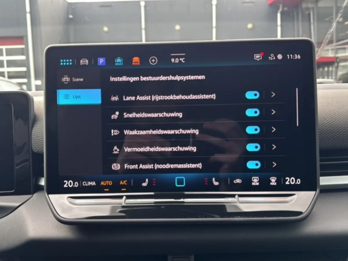 1.5 eTSI R-LINE TREKHAAK/CAMERA/ELEK-KLEP/ACC/STOEL+STUURVERW/NAVI/CARPLAY
