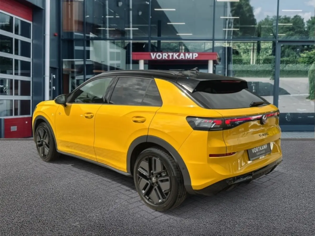 1.5 eTSI R-LINE TREKHAAK/CAMERA/ELEK-KLEP/ACC/STOEL+STUURVERW/NAVI/CARPLAY