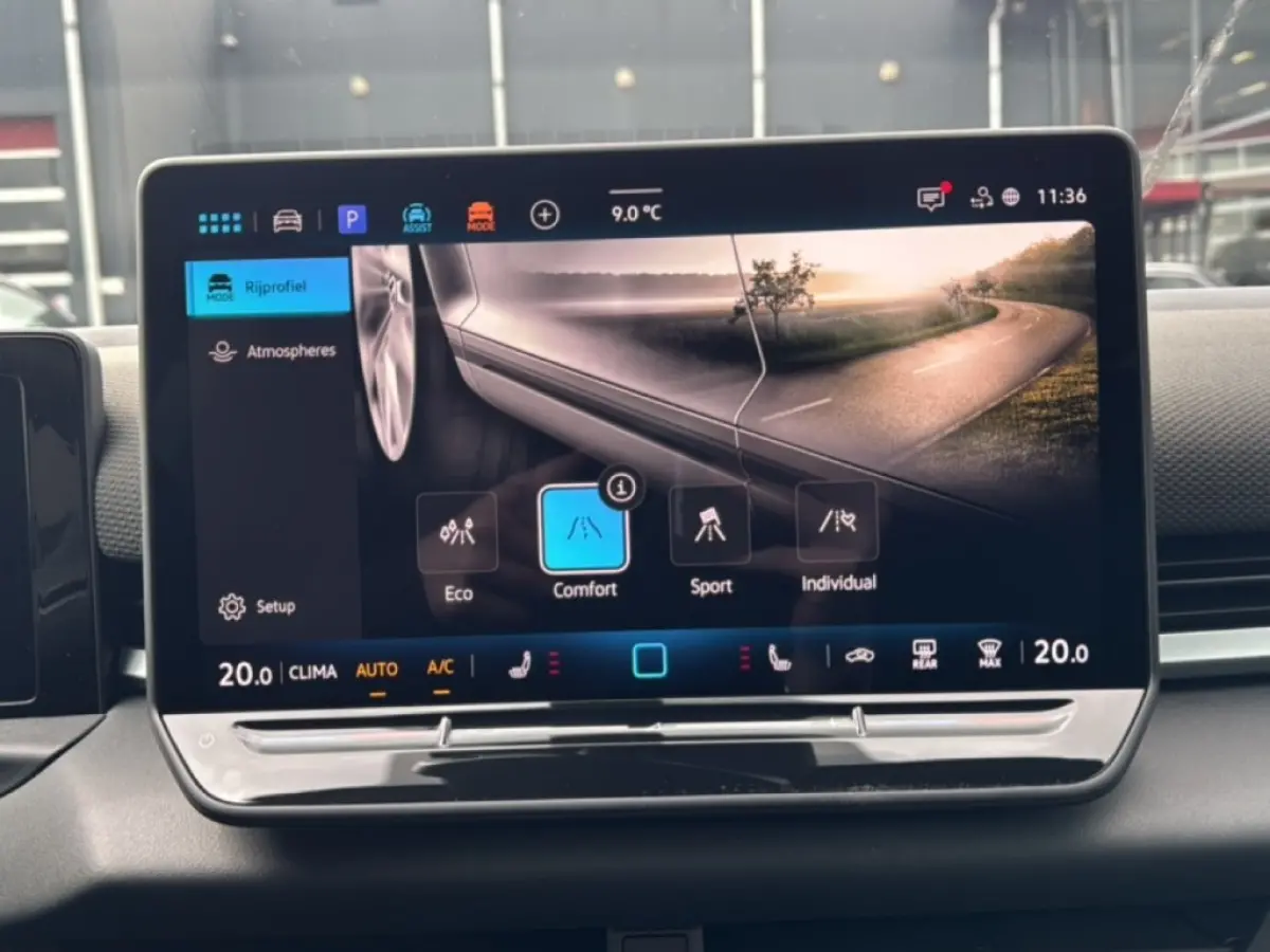 1.5 eTSI R-LINE TREKHAAK/CAMERA/ELEK-KLEP/ACC/STOEL+STUURVERW/NAVI/CARPLAY