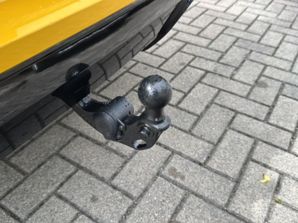 1.5 eTSI R-LINE TREKHAAK/CAMERA/ELEK-KLEP/ACC/STOEL+STUURVERW/NAVI/CARPLAY