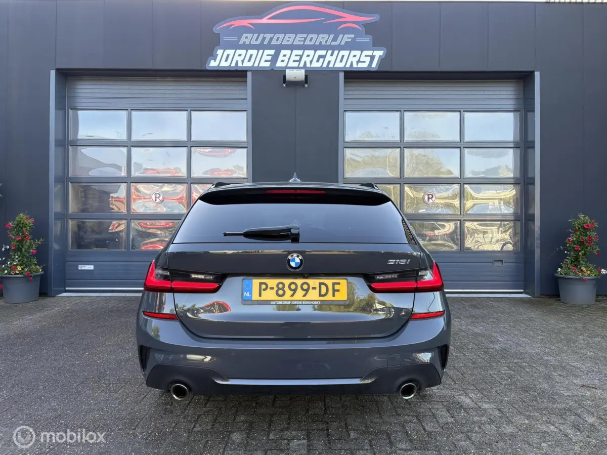 318i Business Edition M sport