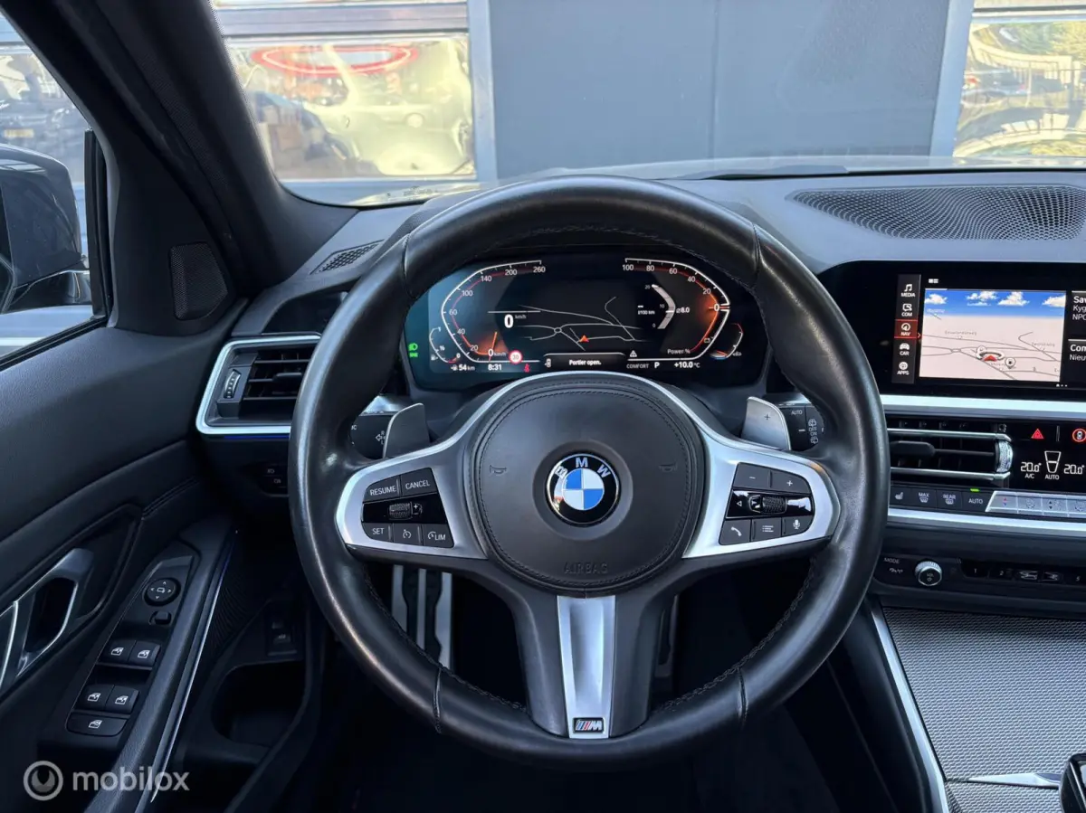 318i Business Edition M sport