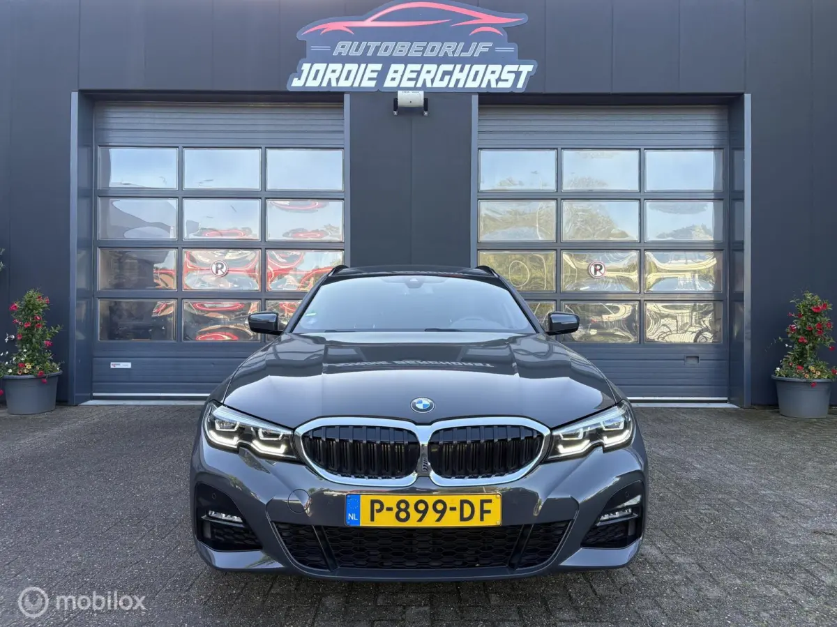 318i Business Edition M sport