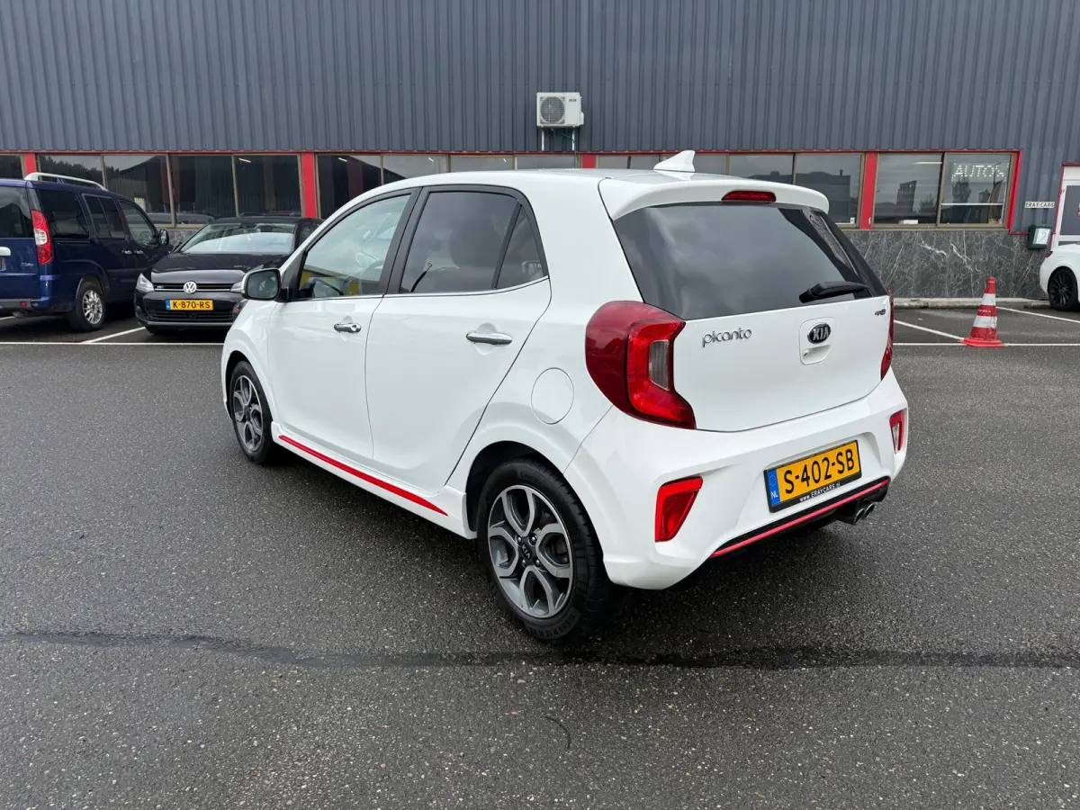 1.0 MPi GT-Line Edition | camera | cruise control | navi | carplay