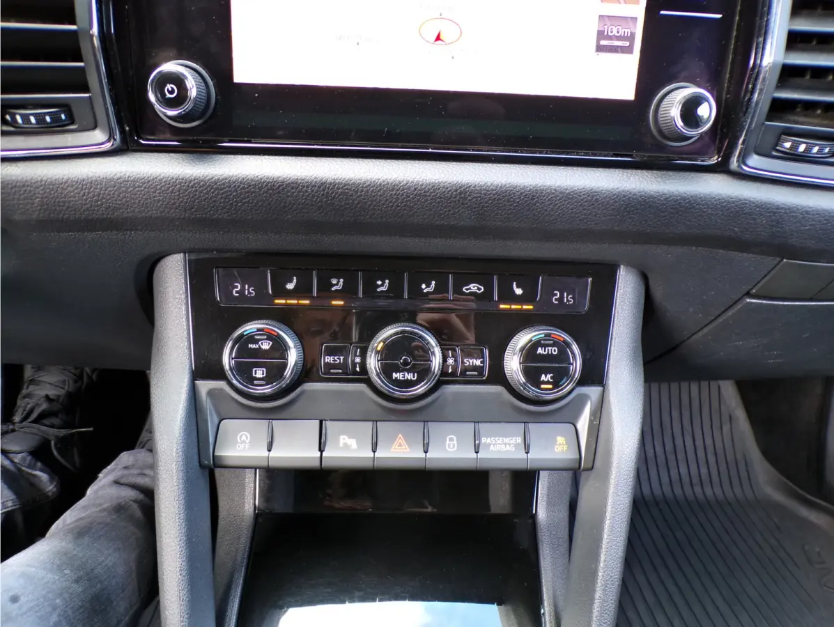 1.4 TSI ACT 4x4 Style 7p. 7 PERSOONS NAVI TEL CRUISECONT CAMERA.....