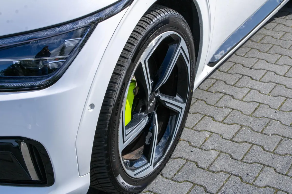 Performance GT AWD 77.4 kWh|SOH 97%|Stoel Verkoeling+Verwarming|360 Camera|Meridian|Pano|