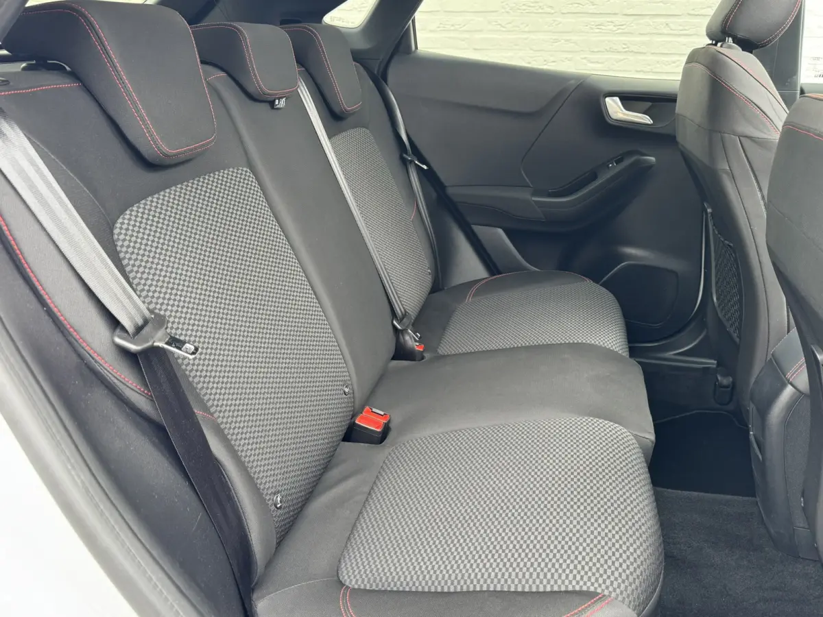 1.0 EcoBoost ST-Line Pano Carplay Clima Camera Stoelverwarming Stuurverwarming