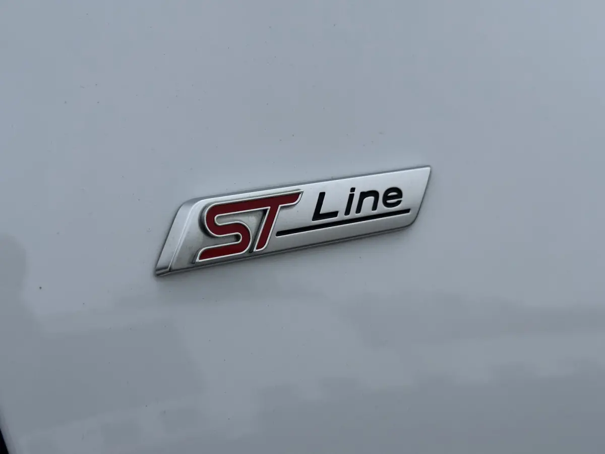 1.0 EcoBoost ST-Line Pano Carplay Clima Camera Stoelverwarming Stuurverwarming