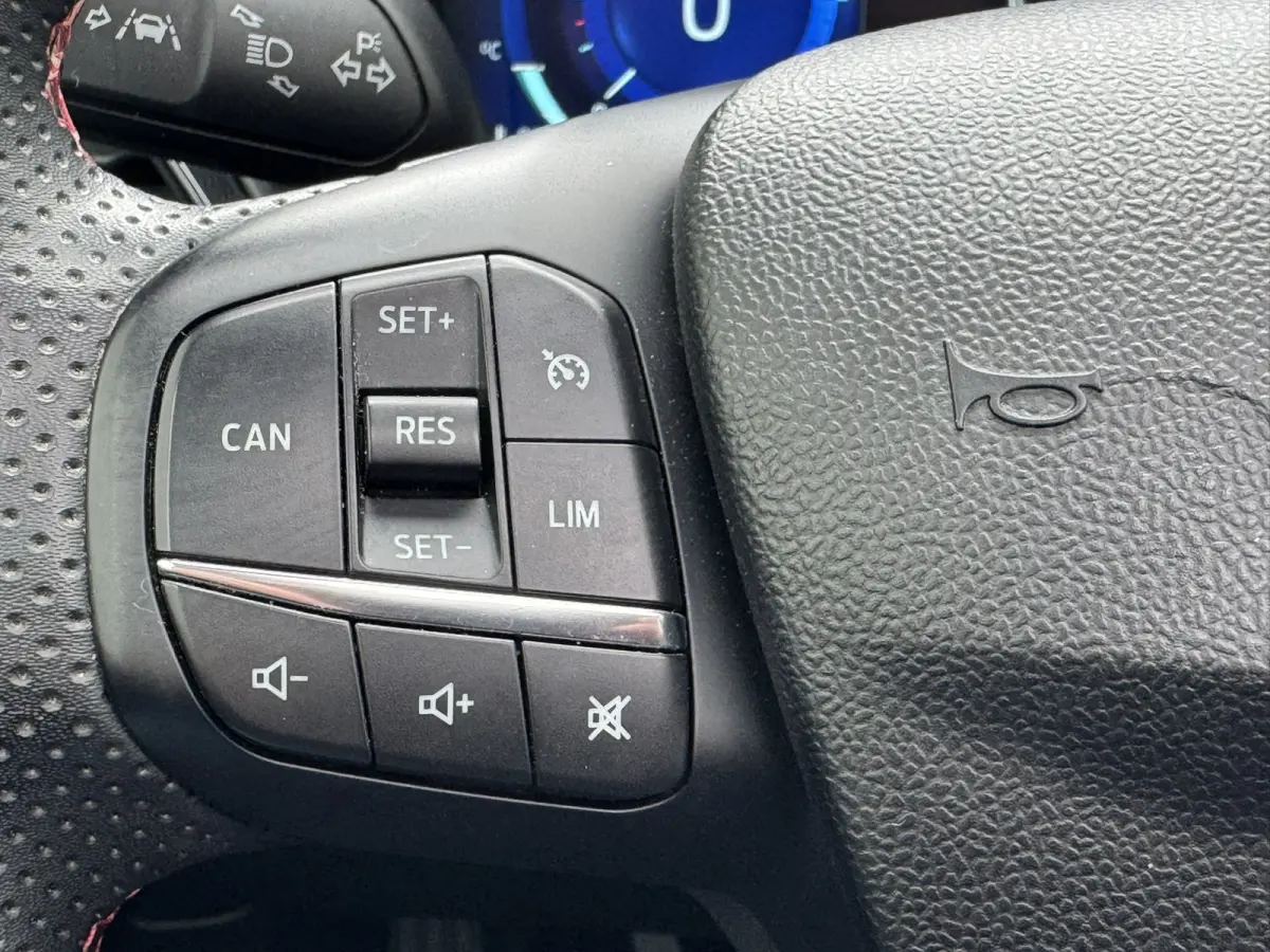 1.0 EcoBoost ST-Line Pano Carplay Clima Camera Stoelverwarming Stuurverwarming