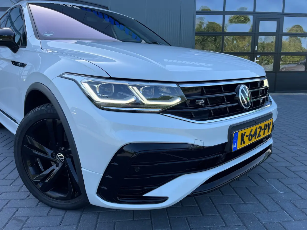 1.5 TSI R-Line Business+ NL.Auto/Panoramadak/Blackstyle/360Camera/Leder/IQ Led/1Ste Eigenaar/Dealer Onderhouden