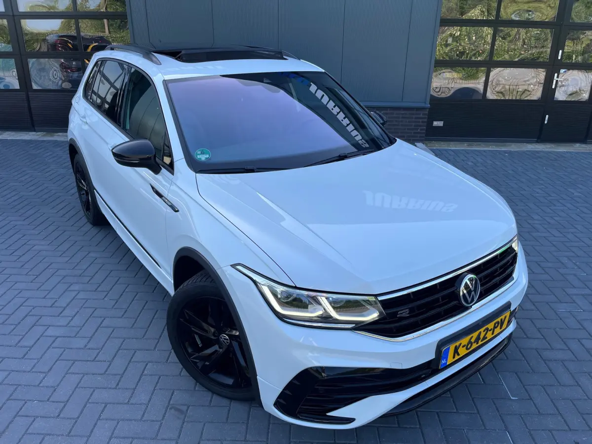 1.5 TSI R-Line Business+ NL.Auto/Panoramadak/Blackstyle/360Camera/Leder/IQ Led/1Ste Eigenaar/Dealer Onderhouden