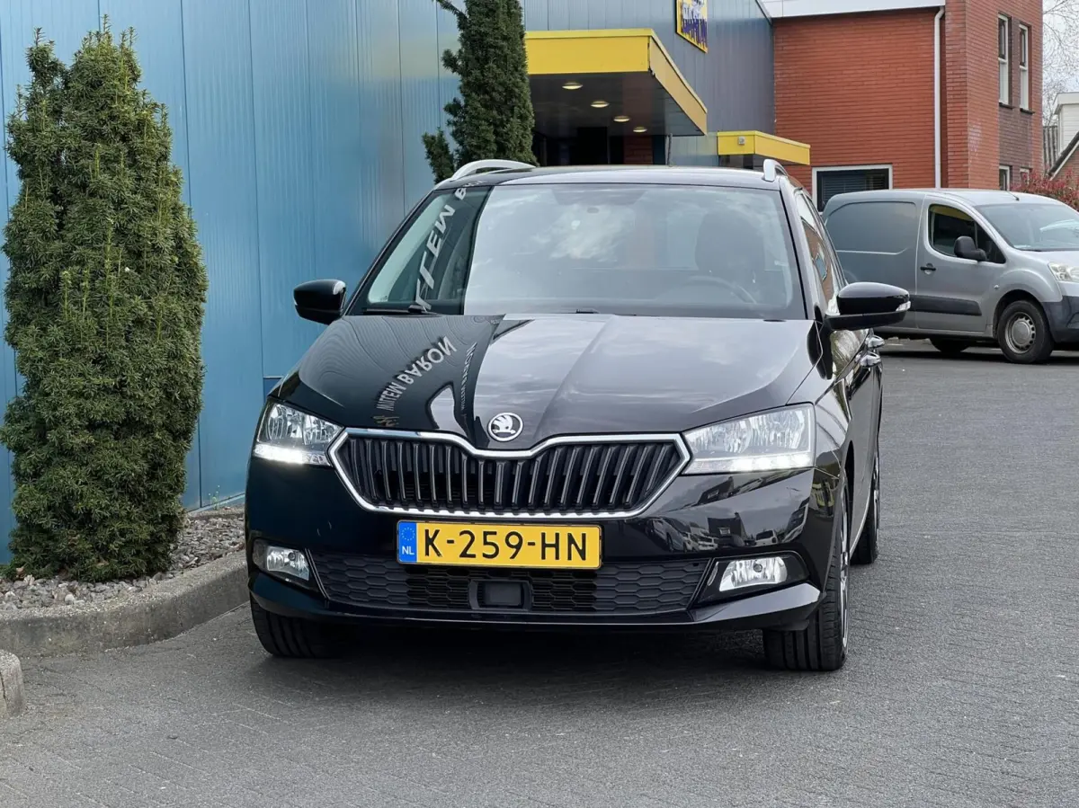 1.0 TSI Business Edition CARPLAY | CRUISE | AC | BLUETOOTH | DAB | PDC | LMV