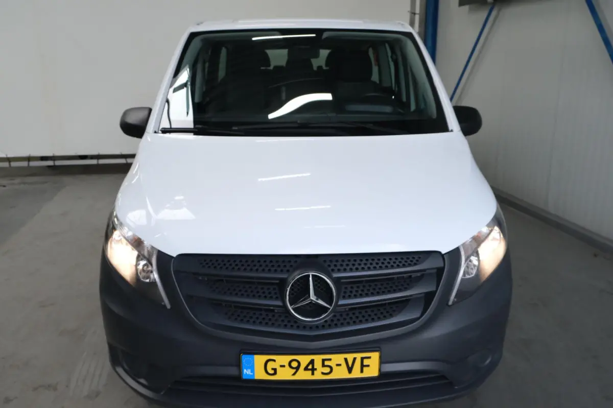 110 CDI Base Extra Lang 9p > Export €14500,- netto <