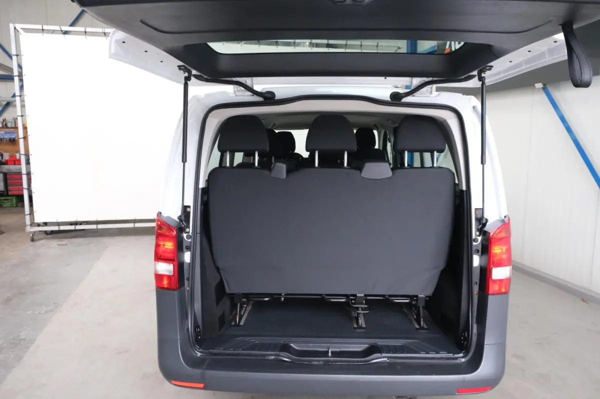 110 CDI Base Extra Lang 9p > Export €14500,- netto <