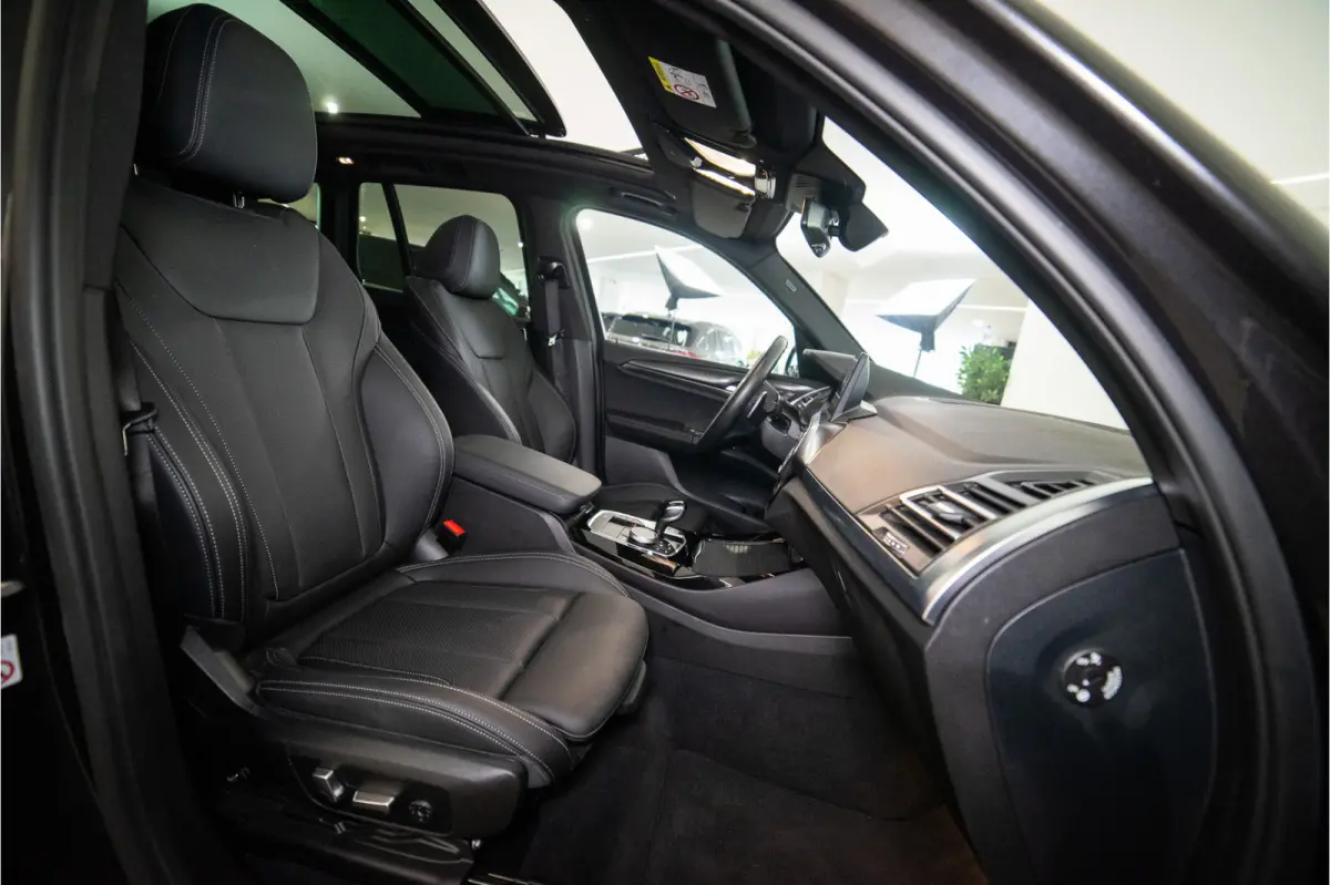 xDrive30e M-Sport 293PK | Pano | LED | Leder&Elektrisch | Comfort Keyless | 12 MND Garantie
