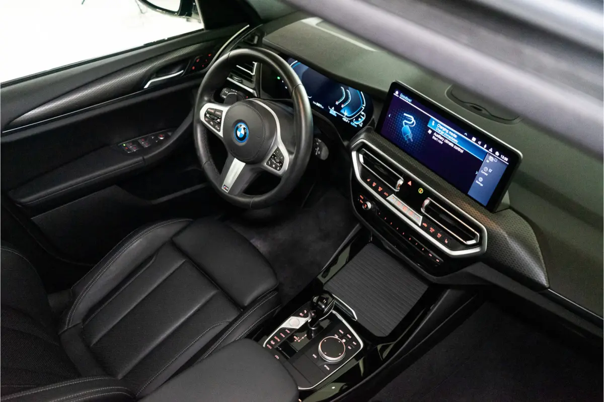 xDrive30e M-Sport 293PK | Pano | LED | Leder&Elektrisch | Comfort Keyless | 12 MND Garantie