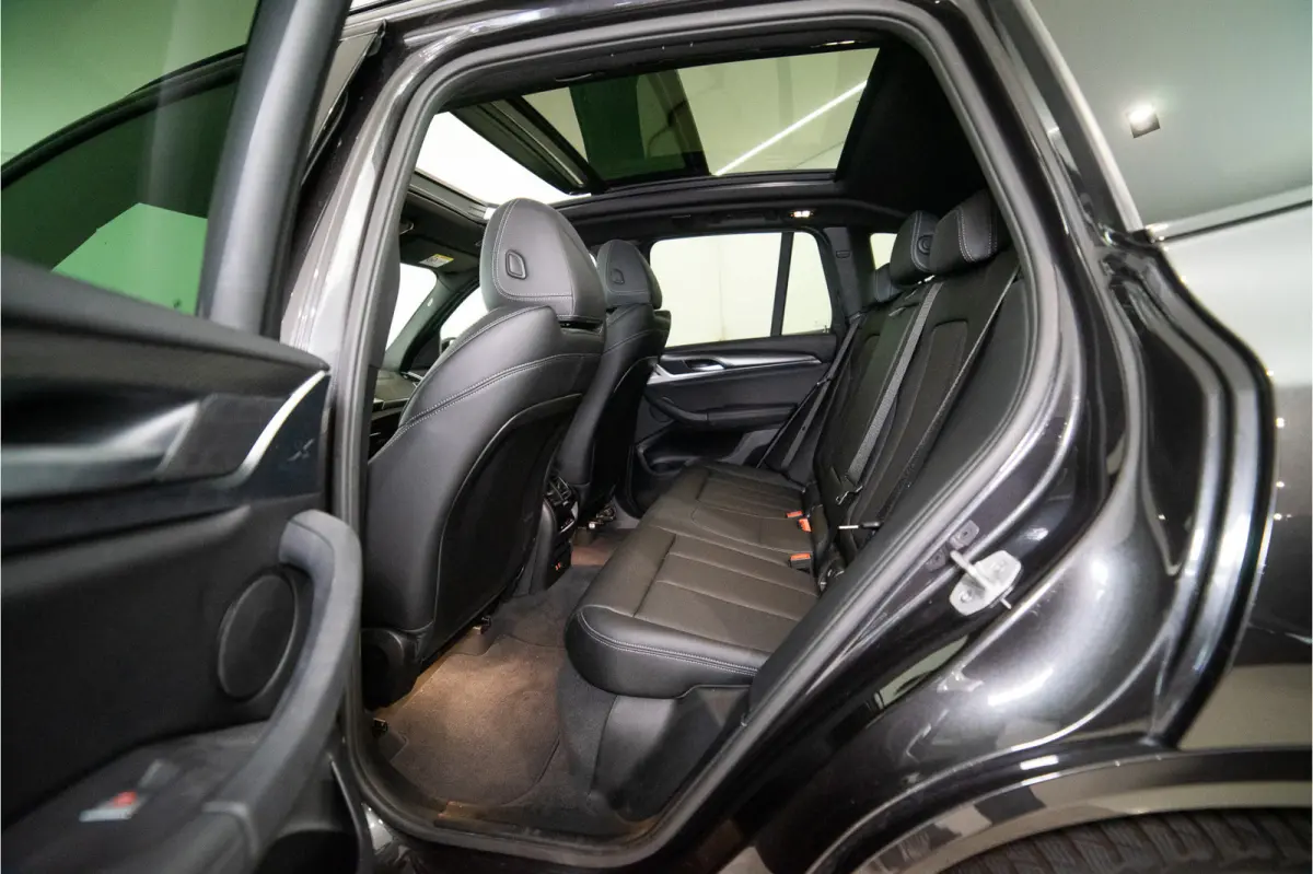 xDrive30e M-Sport 293PK | Pano | LED | Leder&Elektrisch | Comfort Keyless | 12 MND Garantie