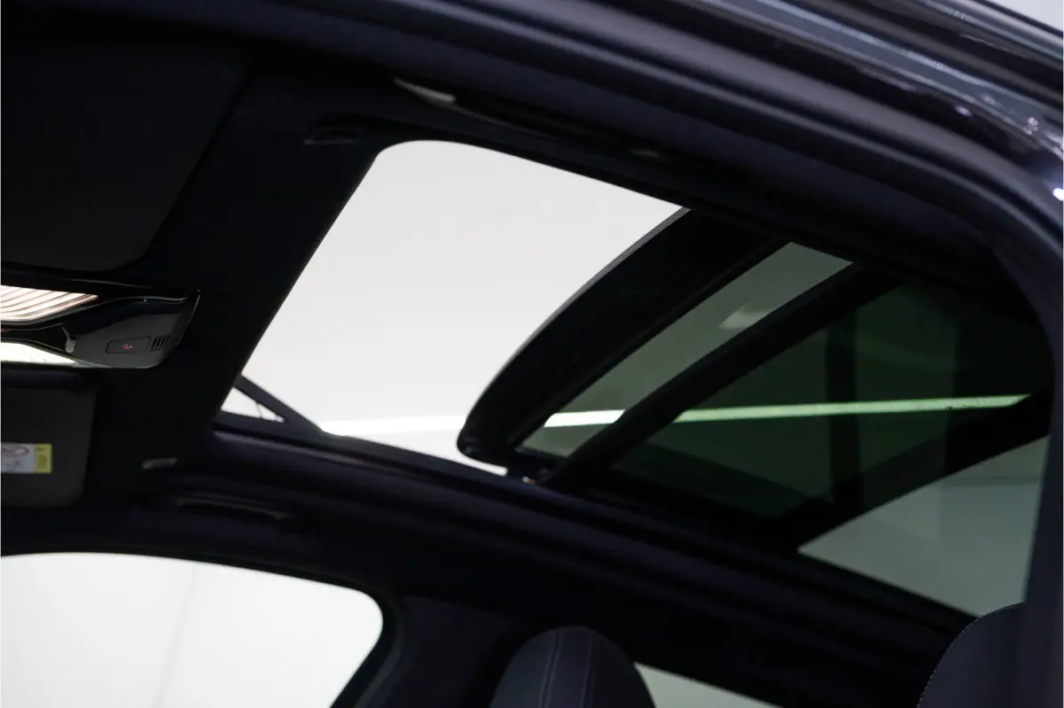 xDrive30e M-Sport 293PK | Pano | LED | Leder&Elektrisch | Comfort Keyless | 12 MND Garantie