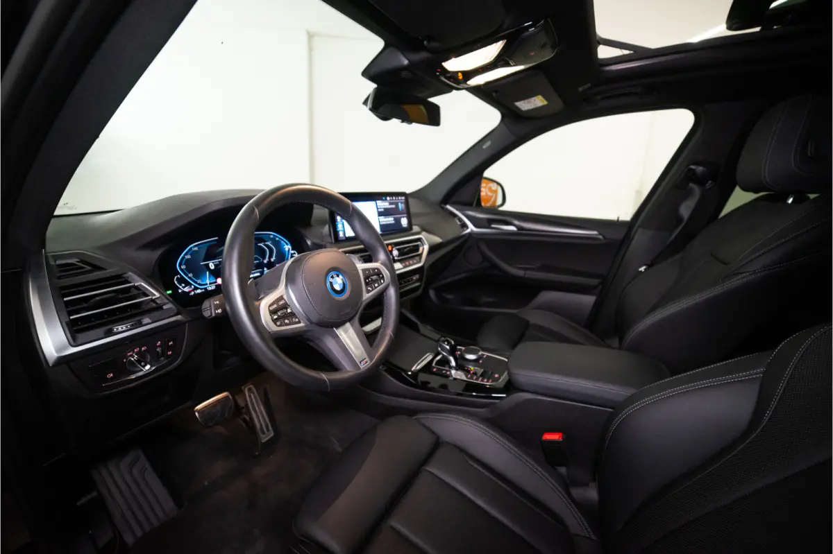 xDrive30e M-Sport 293PK | Pano | LED | Leder&Elektrisch | Comfort Keyless | 12 MND Garantie