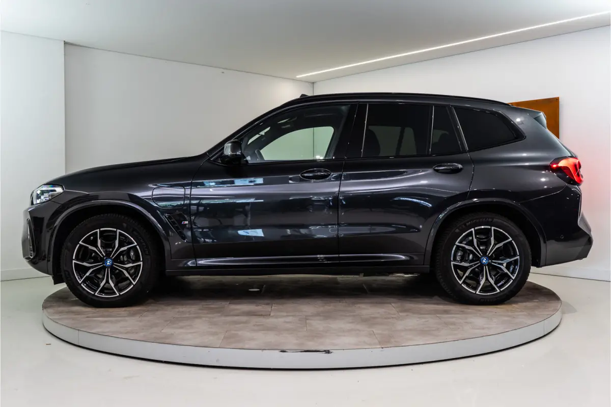 xDrive30e M-Sport 293PK | Pano | LED | Leder&Elektrisch | Comfort Keyless | 12 MND Garantie