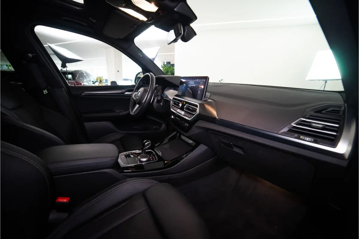 xDrive30e M-Sport 293PK | Pano | LED | Leder&Elektrisch | Comfort Keyless | 12 MND Garantie